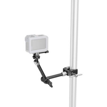 SmallRig 5605 - ramię Magic Arm z zaciskiem szczękowym do kamer sportowych - przykład użycia